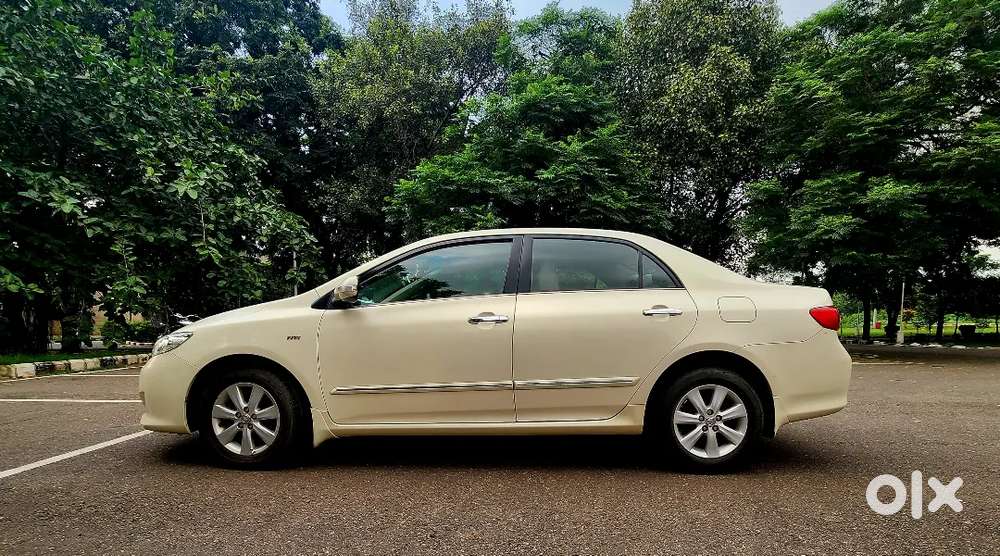 Toyota Corolla Altis 1.8 Petrol &ndash; 2010  1st Owner  Chandigarh