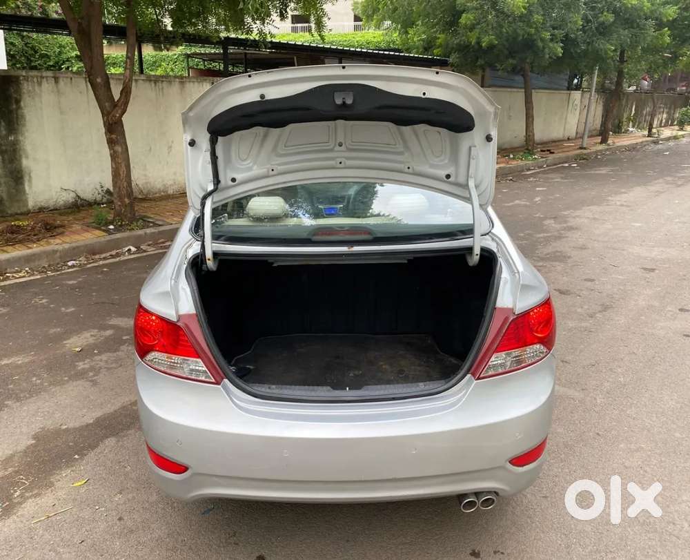 Hyundai Verna Fluidic 1.6 Vtvt Sx Automatic, 2014, Petrol