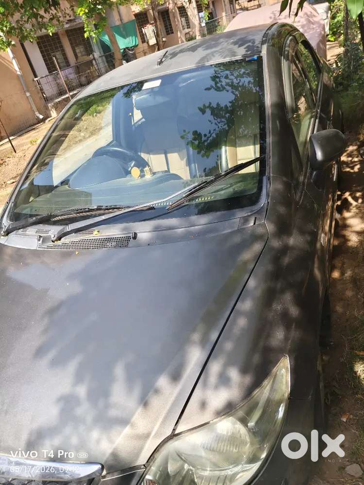 Petrol And Cng Both Good Milage Honda City Zx 2006