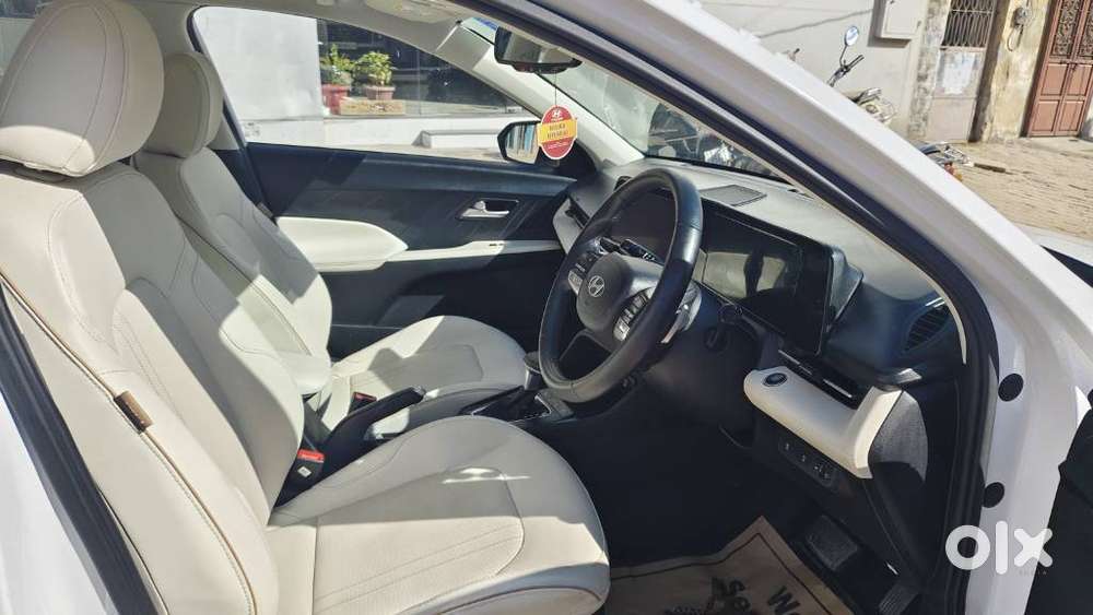 Hyundai Verna 1.5 Sx (o) Ivt, 2024, Petrol