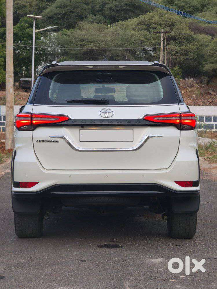 Toyota Fortuner Legender 4x2 At 2.8, 2022, Diesel