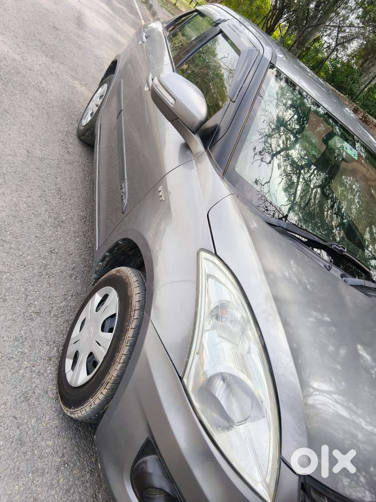 Maruti Suzuki Swift Dzire 1.2 Vxi Bsiv, 2014, Petrol