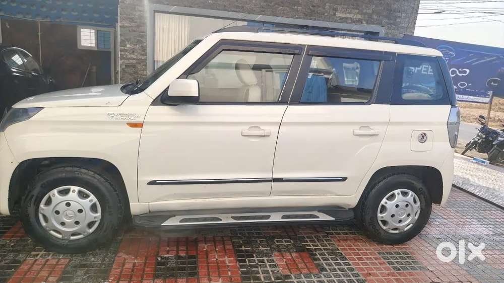 Mahindra Tuv 300 2019 Diesel 132000 Km Driven