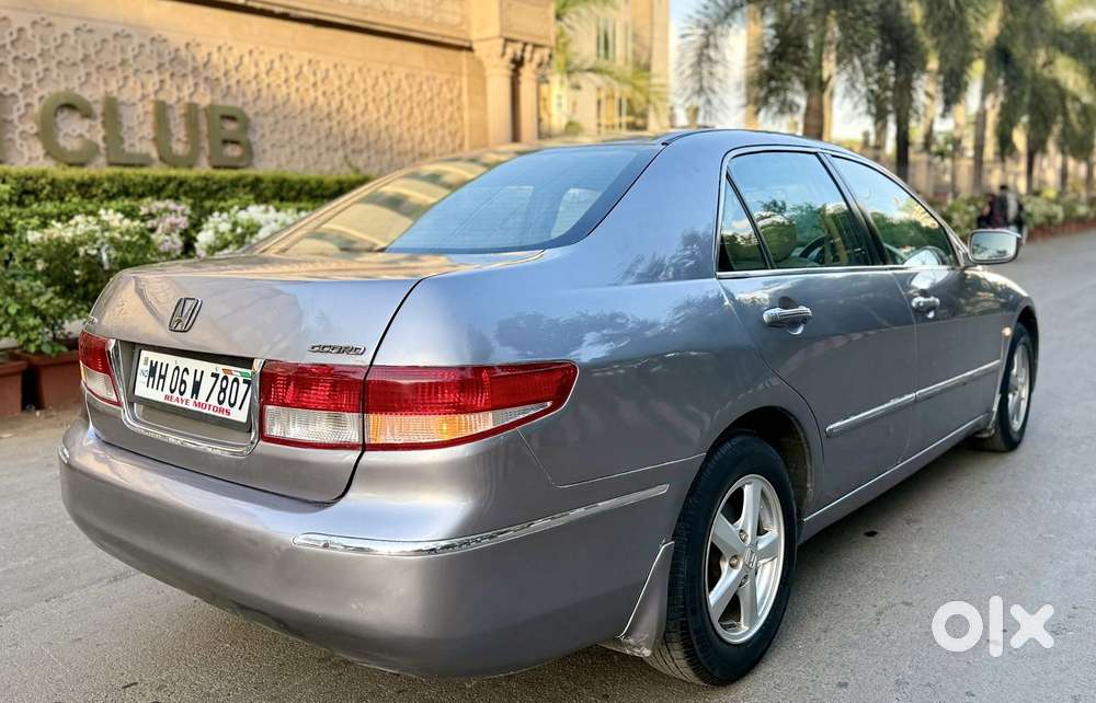 Honda Accord 2.4 Manual, 2004, Petrol