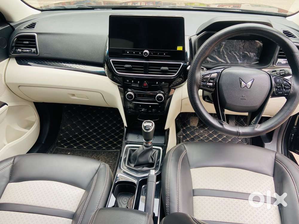 Mahindra Xuv 3xo Ax5 Ds Mt, 2024, Diesel
