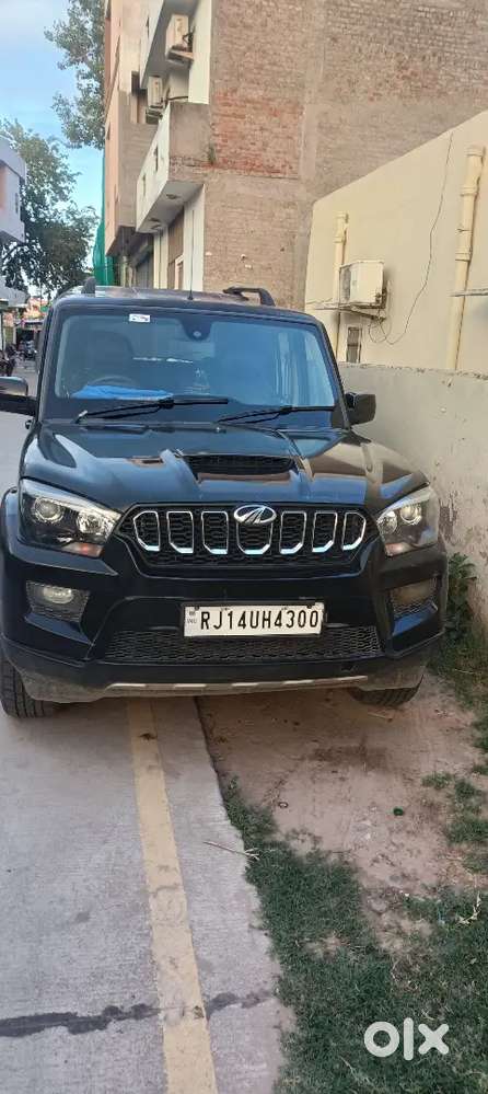 Mahindra Scorpio 2015 Diesel 132000 Km Driven