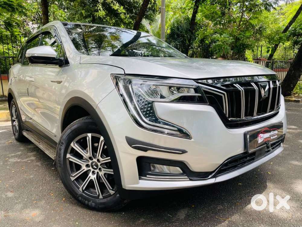 Mahindra Xuv700 2.0 Ax 7 Petrol Mt Str, 2023, Petrol
