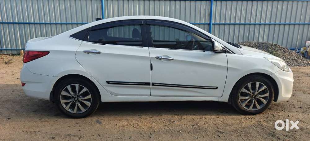 Hyundai Verna, 2015, Diesel