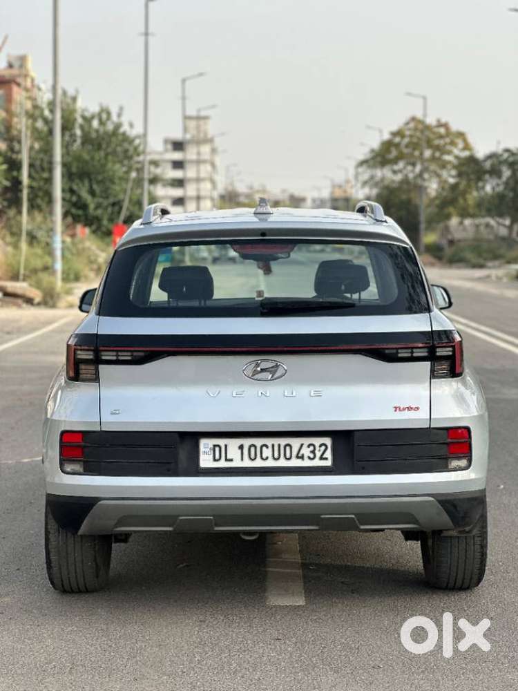 Hyundai Venue 1.0 Sx (o) Turbo Dct, 2022, Petrol