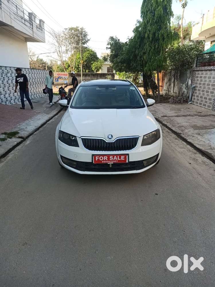 Skoda Octavia 2013-2017 Style Plus 1.8 Tsi At, 2016, Petrol