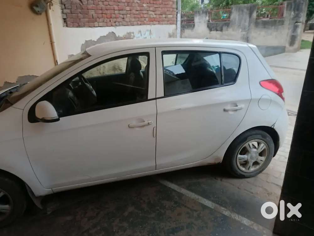 Hyundai Elite I20 2010 Cng & Hybrids