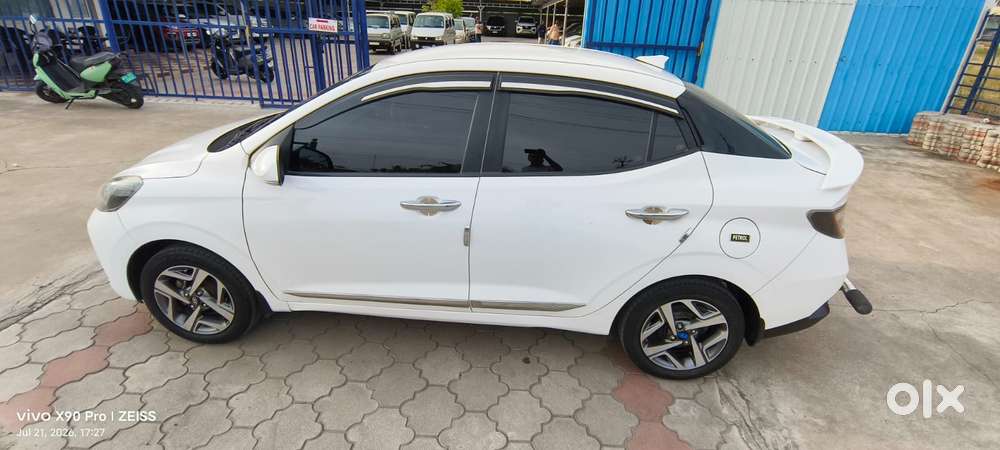 Hyundai Aura 1.2 Sx Cng, 2024, Petrol