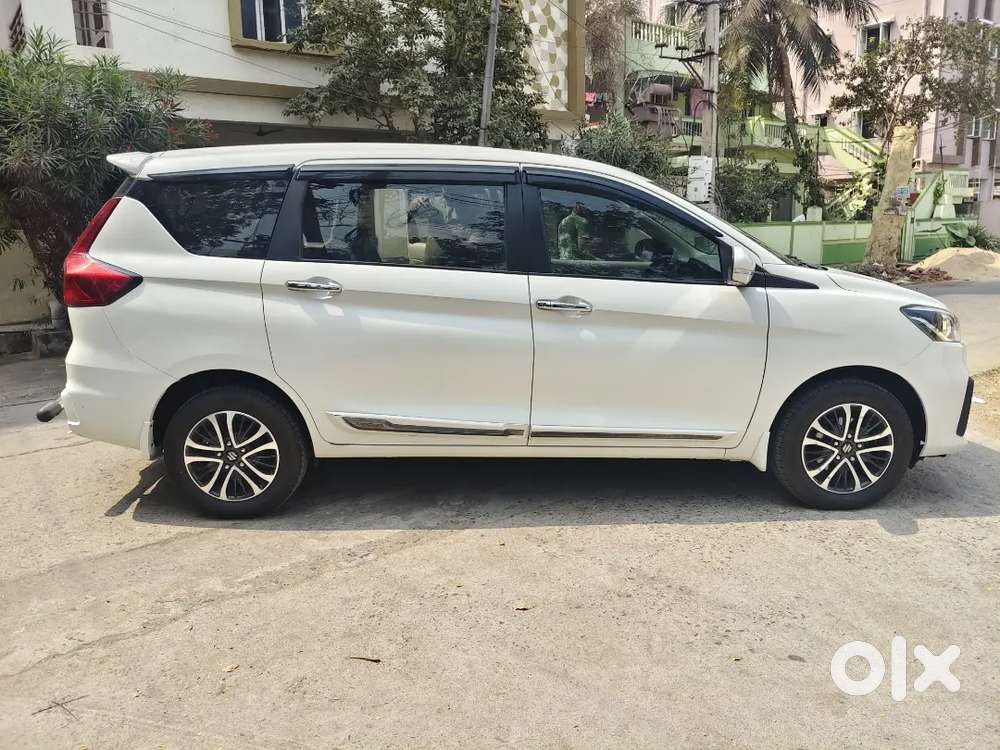 Maruti Suzuki Ertiga 2023 Petrol Well Maintained