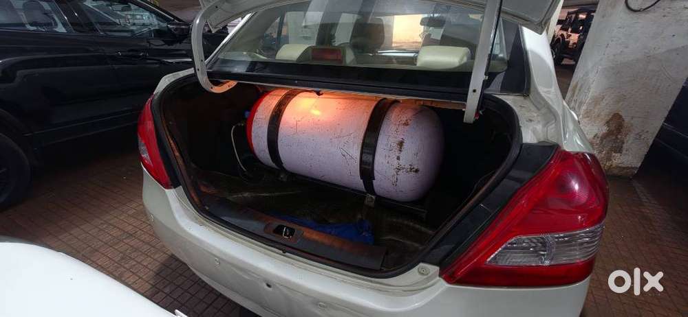 Maruti Suzuki Dzire, 2016, Petrol