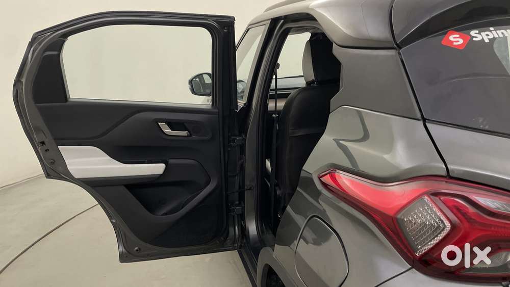 Tata Punch 1.2 Revotron Creative Dual Tone, 2022, Petrol
