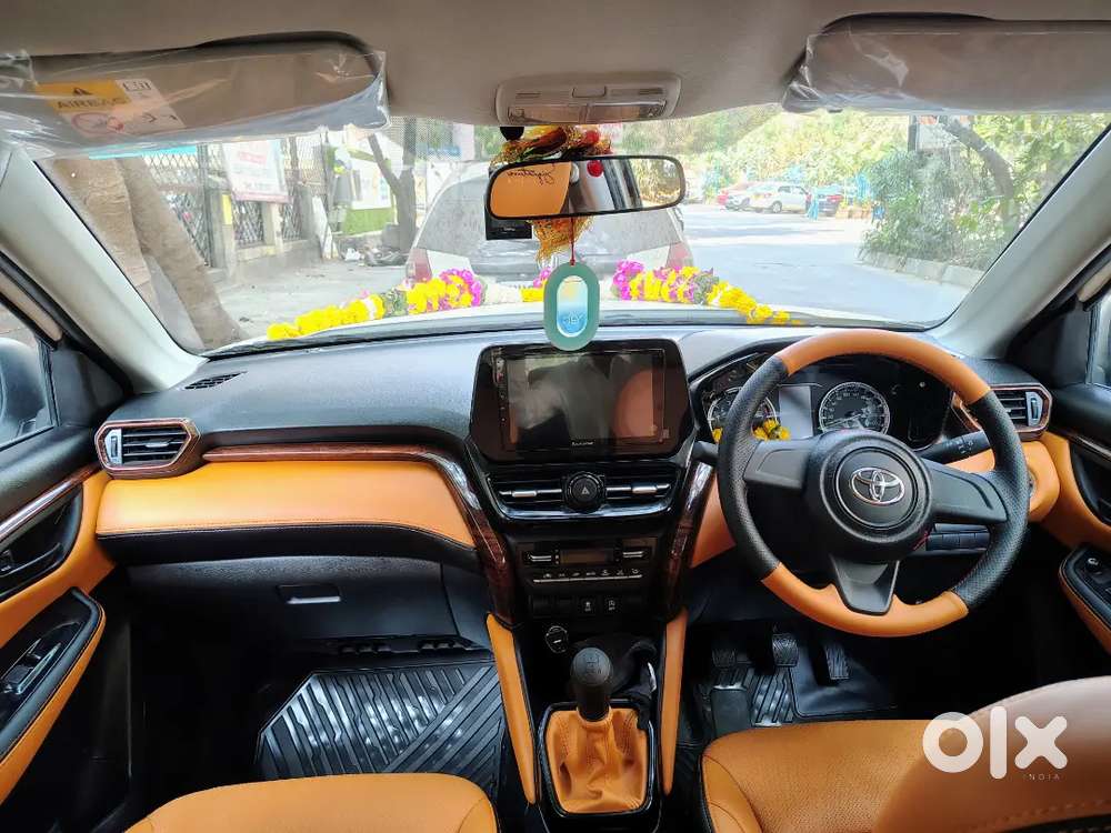 Toyota Urban Cruiser Hyryder 2025 Petrol 520 Km Driven As Good As New