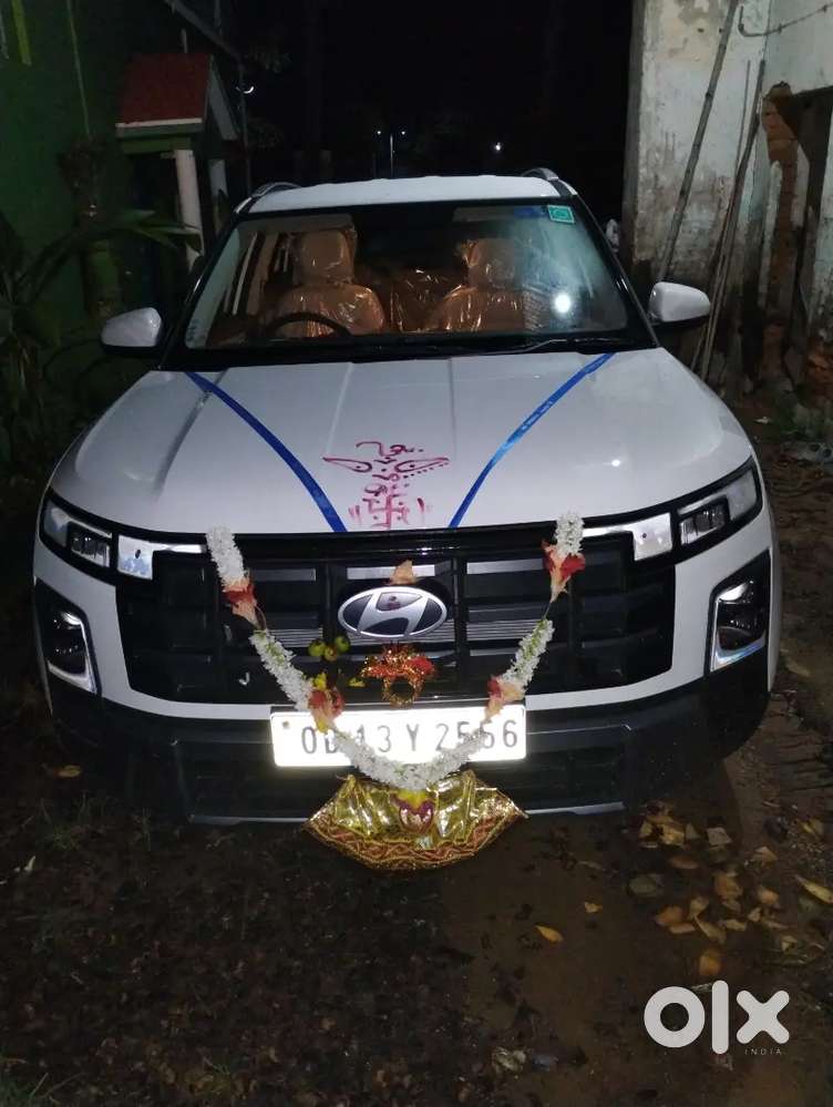 Hyundai Creta Facelift 2025 Petrol 2500 Km Driven