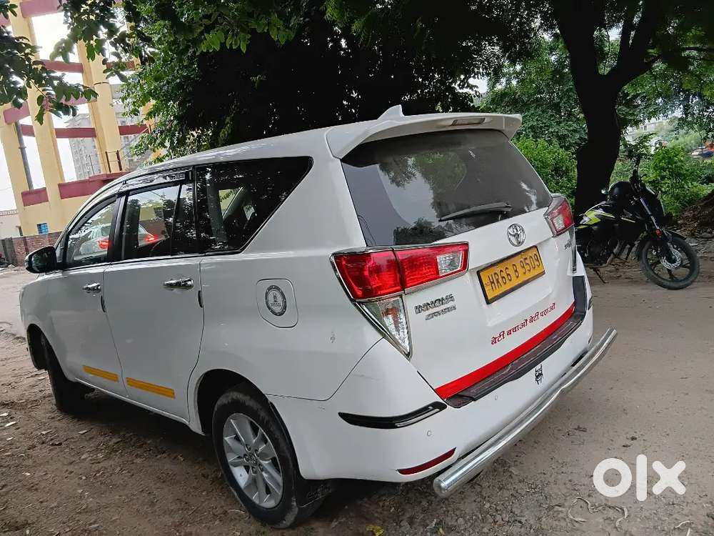 Toyota Innova Crystal 2019