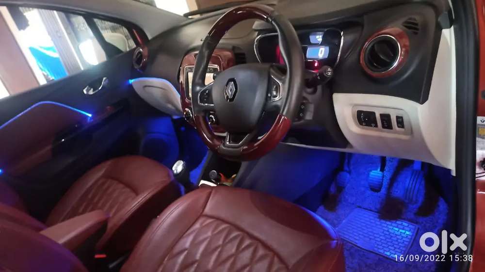 Designer Mumbai Mint Condition Renault Captur 2019 Petrol 36700 Km Dvn