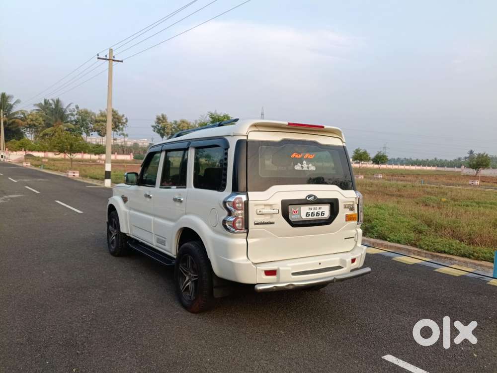Mahindra Scorpio S4 Plus, 2017, Diesel