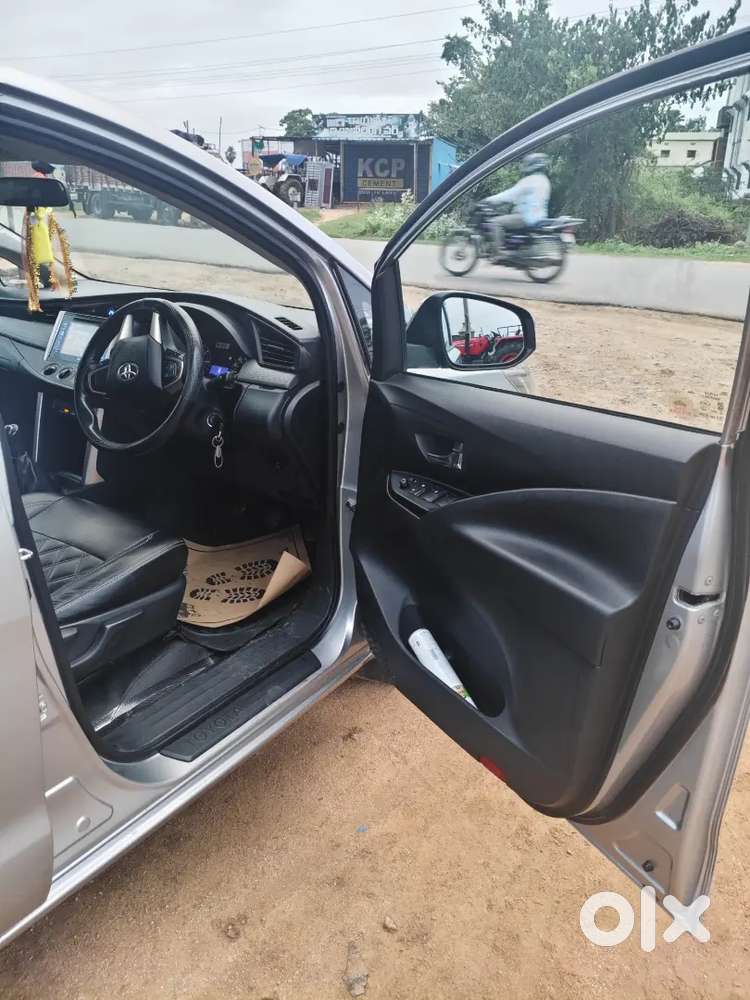 Toyota Innova Crysta 2019 12th Month 2020 Registration