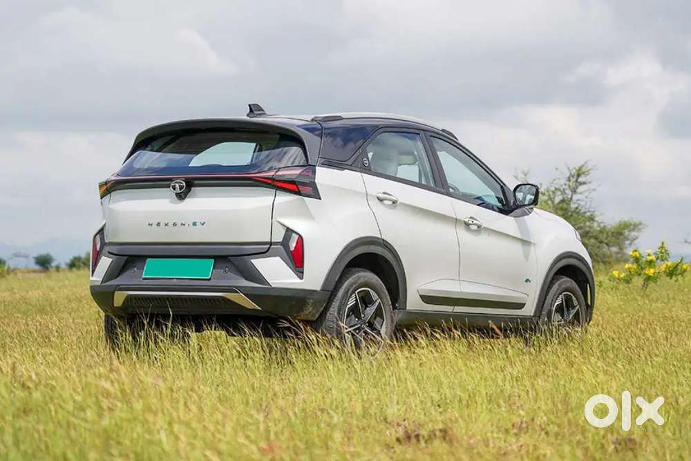 Tata Nexon Ev 2026 Top Model Oxide Color