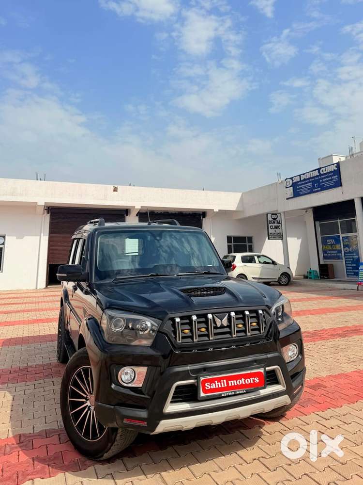 Mahindra Scorpio Classic Diesel 2022