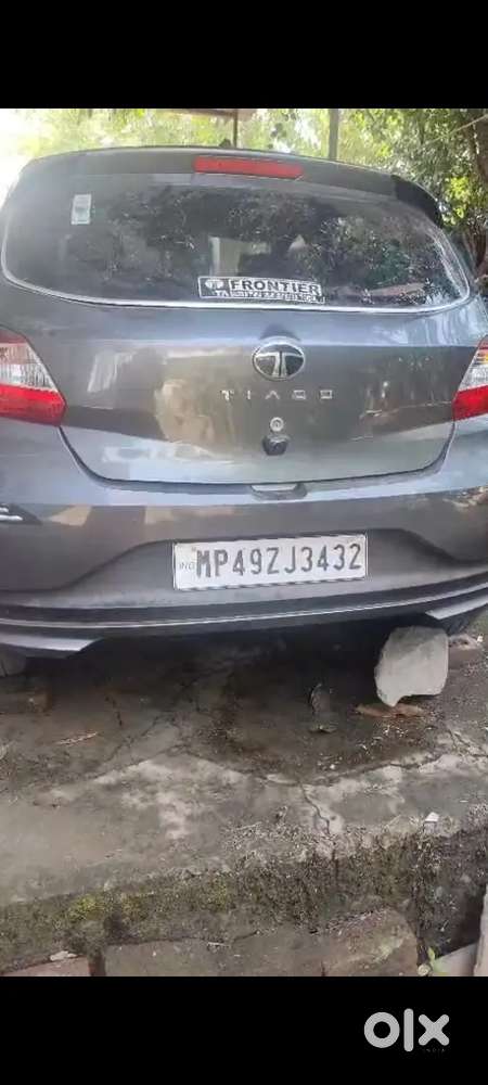 Tata Tiago 1.2 Revotron Xt 2016