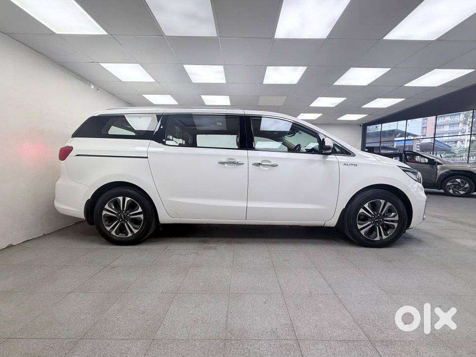 Kia Carnival Limousine, 2022, Diesel