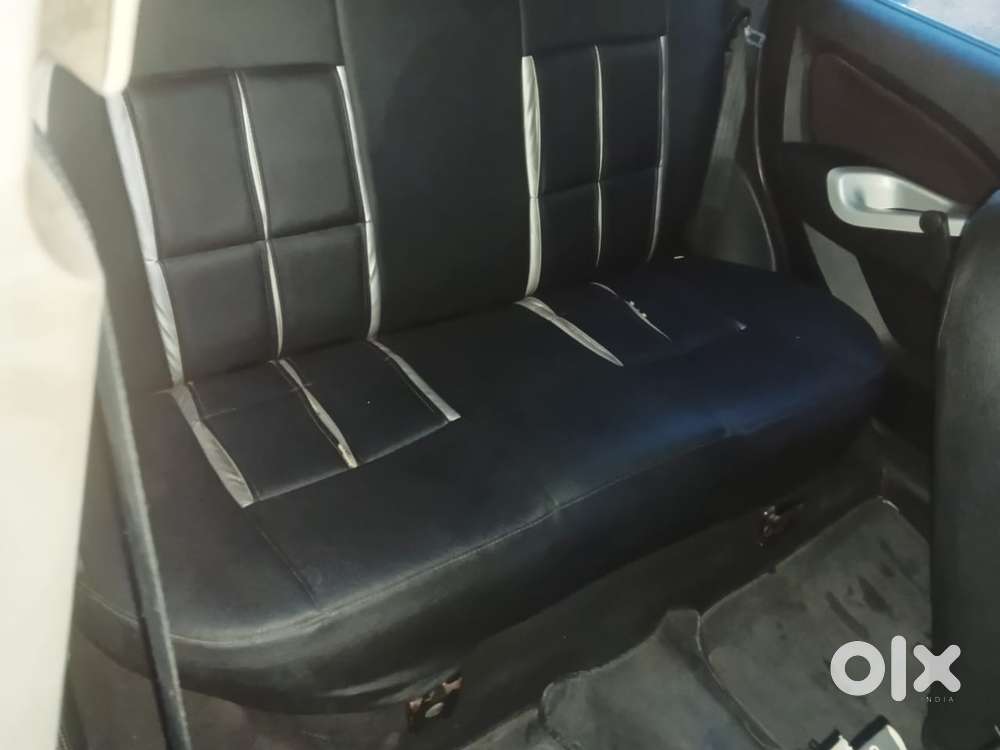 Ford Figo 1.2p Titanium Mt, 2012, Cng & Hybrids