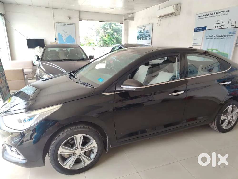 Brand New Condition Top Model (with Out Sunroof)