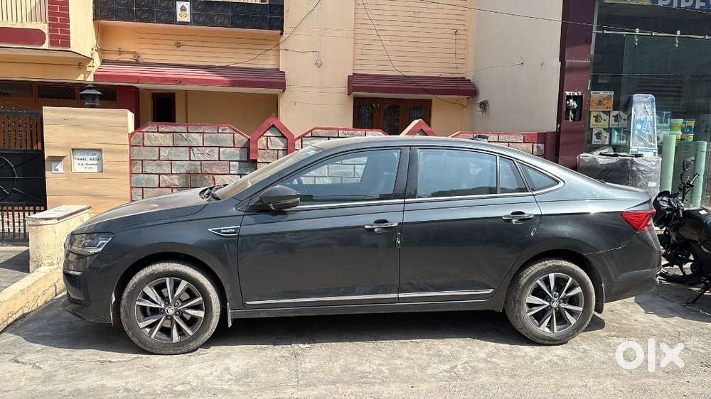 Skoda Slavia Petrol 2024