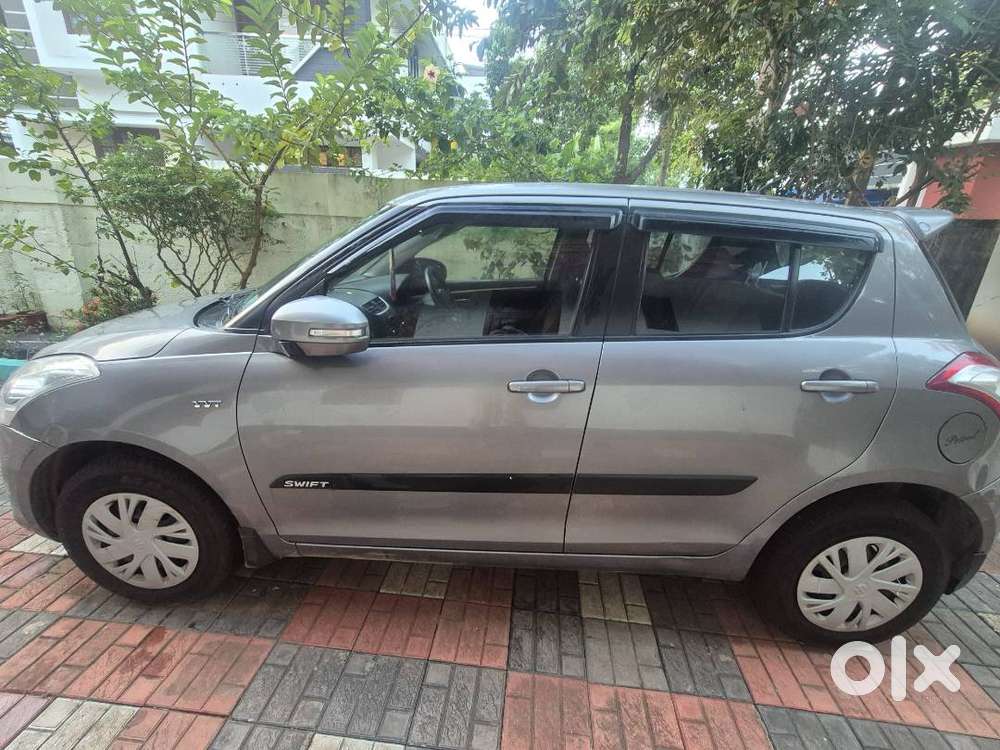 Maruti Swift Vxi 2016