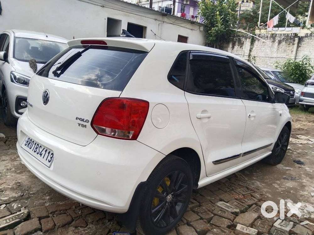 Volkswagen Polo Petrol Highline 1.6l, 2013, Petrol