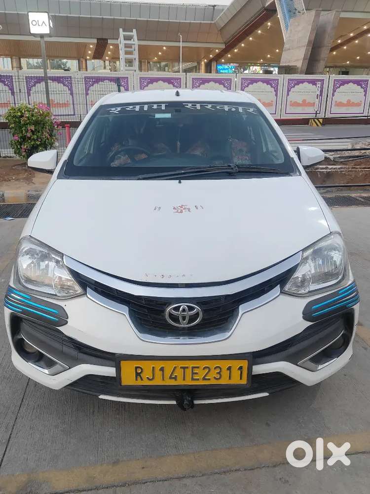 Toyota Etios Diesel  Sir Urgent Sell Kr Ni H Koi Bhai Le Na Cha Ta H T