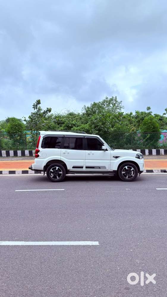 Mahindra Scorpio Classic 2.2 S 11 Mt 7 Cc, 2023, Diesel