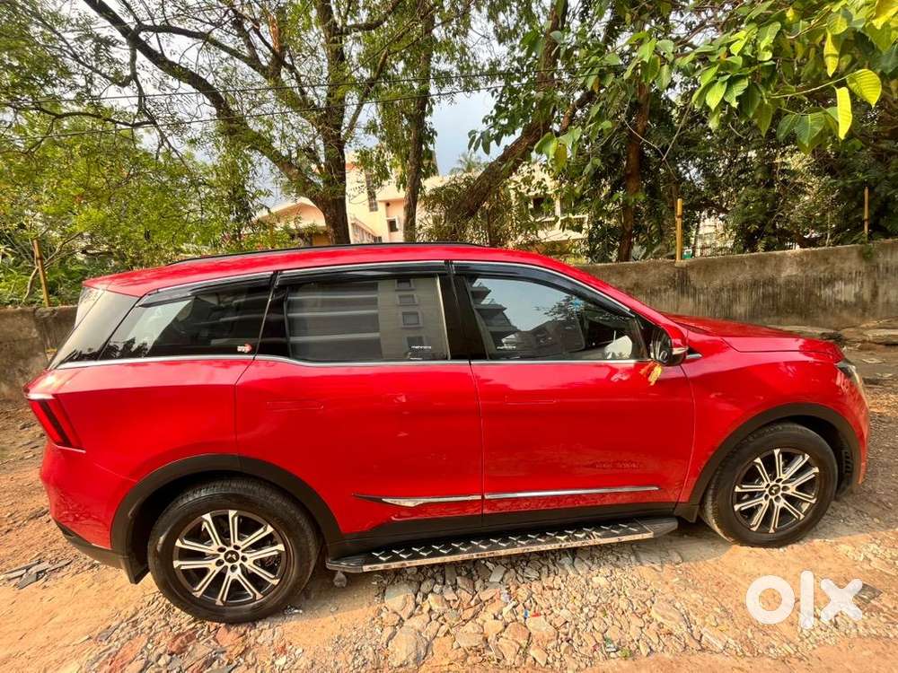 Mahindra Xuv700 2024 Petrol 25641 Km Driven