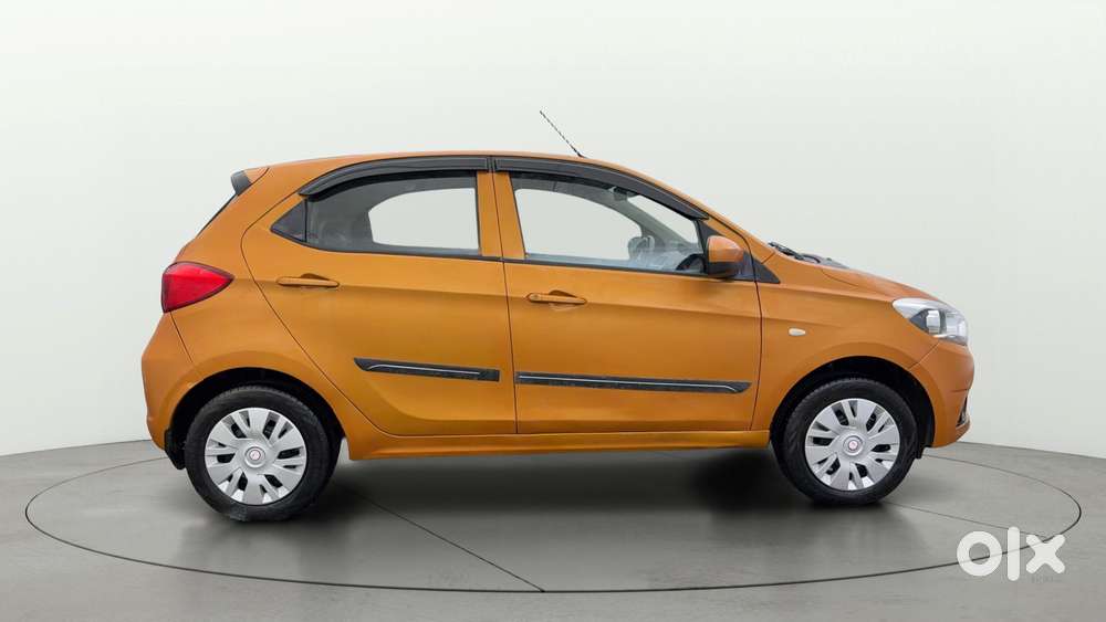 Tata Tiago 1.2 Revotron Xt, 2016, Petrol