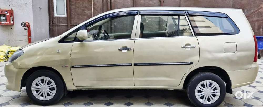 2008 Toyota Innova 2.5g Diesel 8str