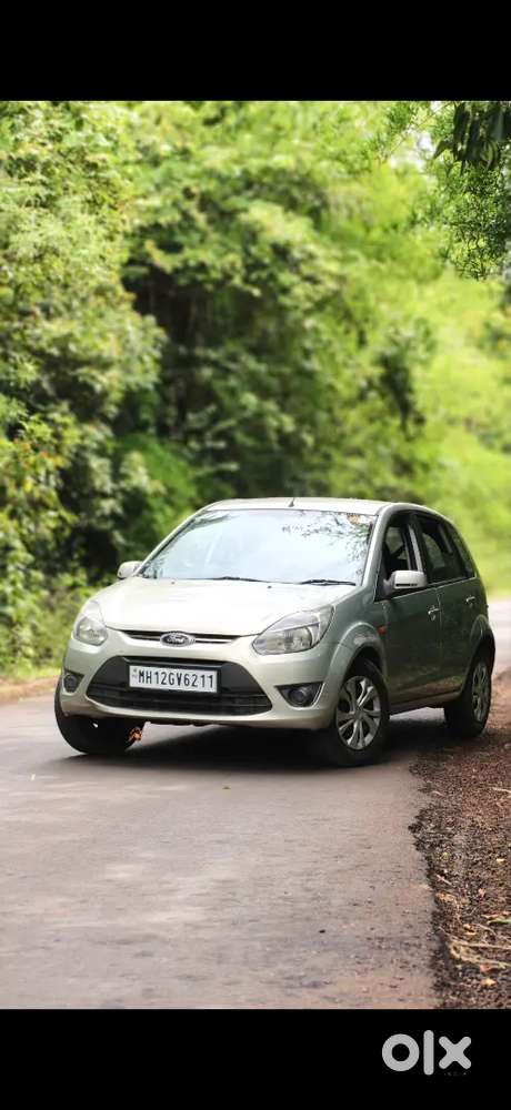 Ford Figo 1.4 Titanium 2011