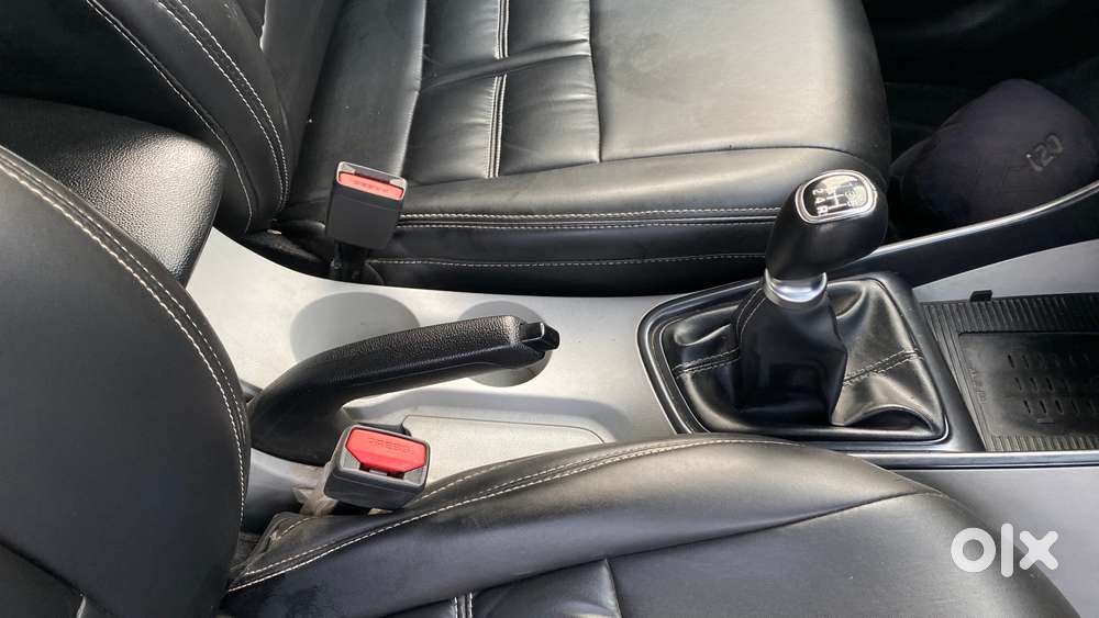 Hyundai New I20 1.2 Asta (o) Mt, 2023, Petrol