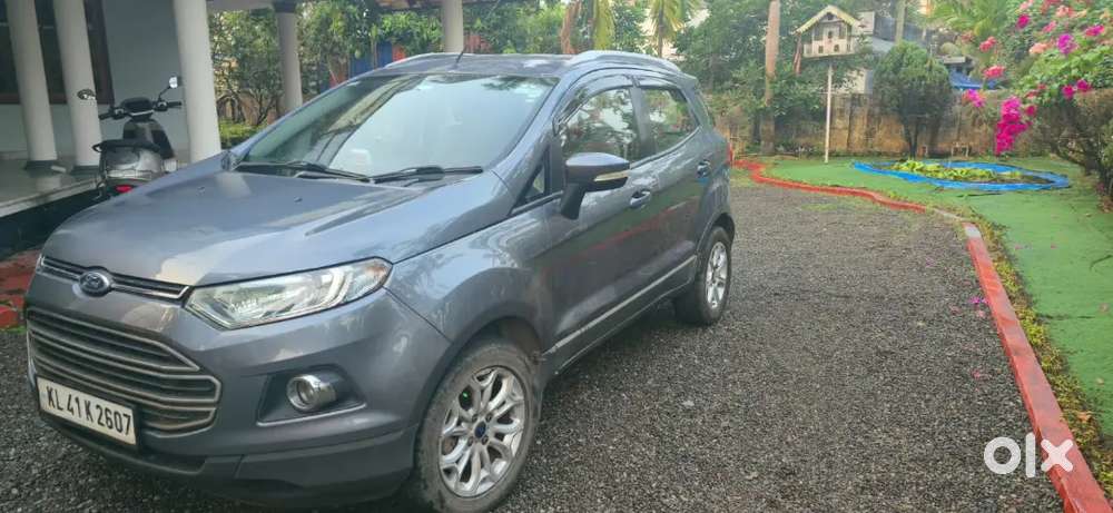 Ford Ecosport 2015 Petrol 81000 Km Driven