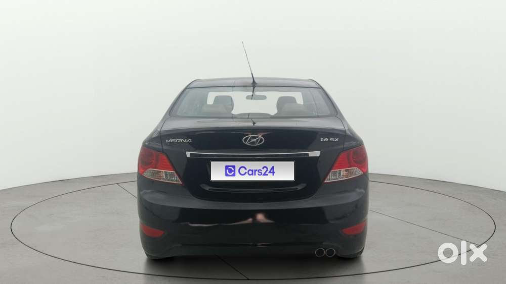 Hyundai Verna Fluidic 1.6 Vtvt Sx, 2014, Petrol