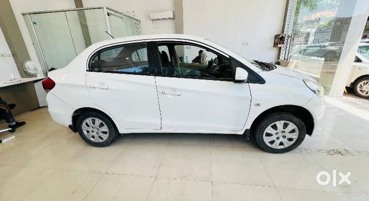 Honda Amaze, 2016, Petrol