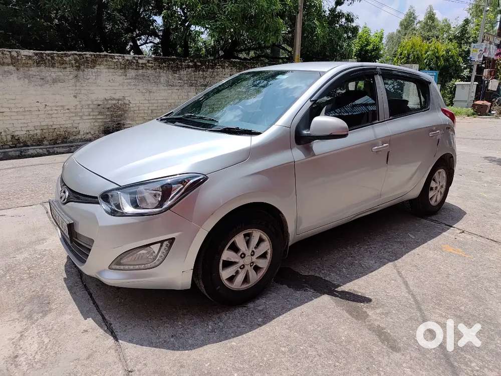 Hyundai I20 2013 Petrol 70000 Km Driven
