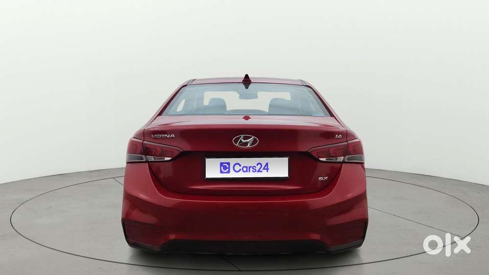 Hyundai Verna 1.6 Sx (o) Vtvt, 2018, Petrol