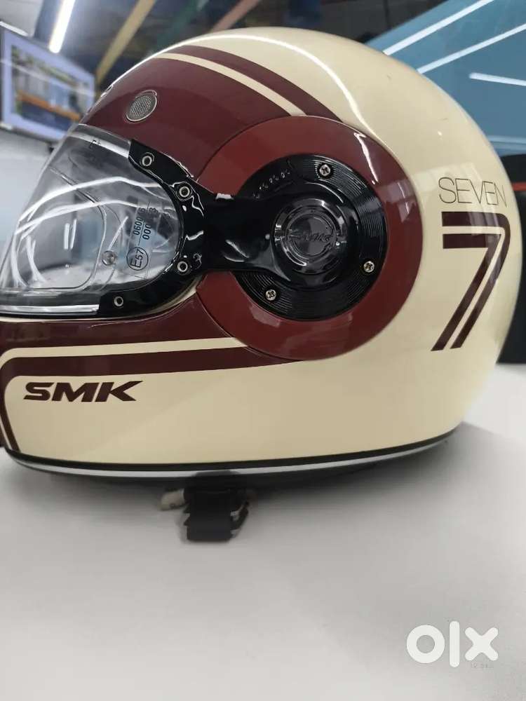 SMK retro helmet