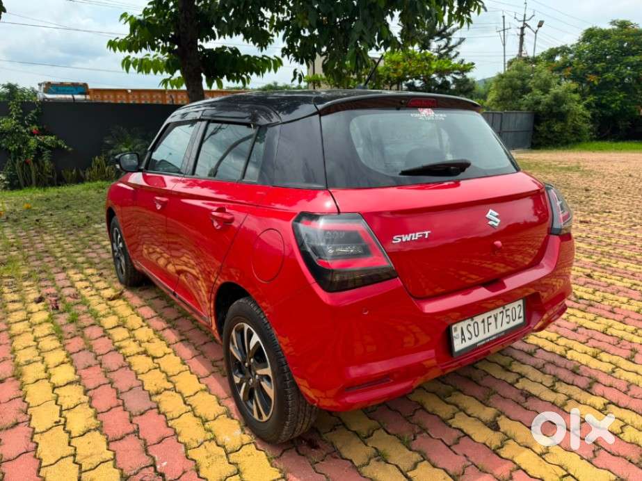 Maruti Suzuki Swift Zxi Plus, 2024, Petrol