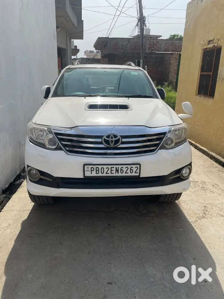 Toyota Fortuner Sportivo 2014