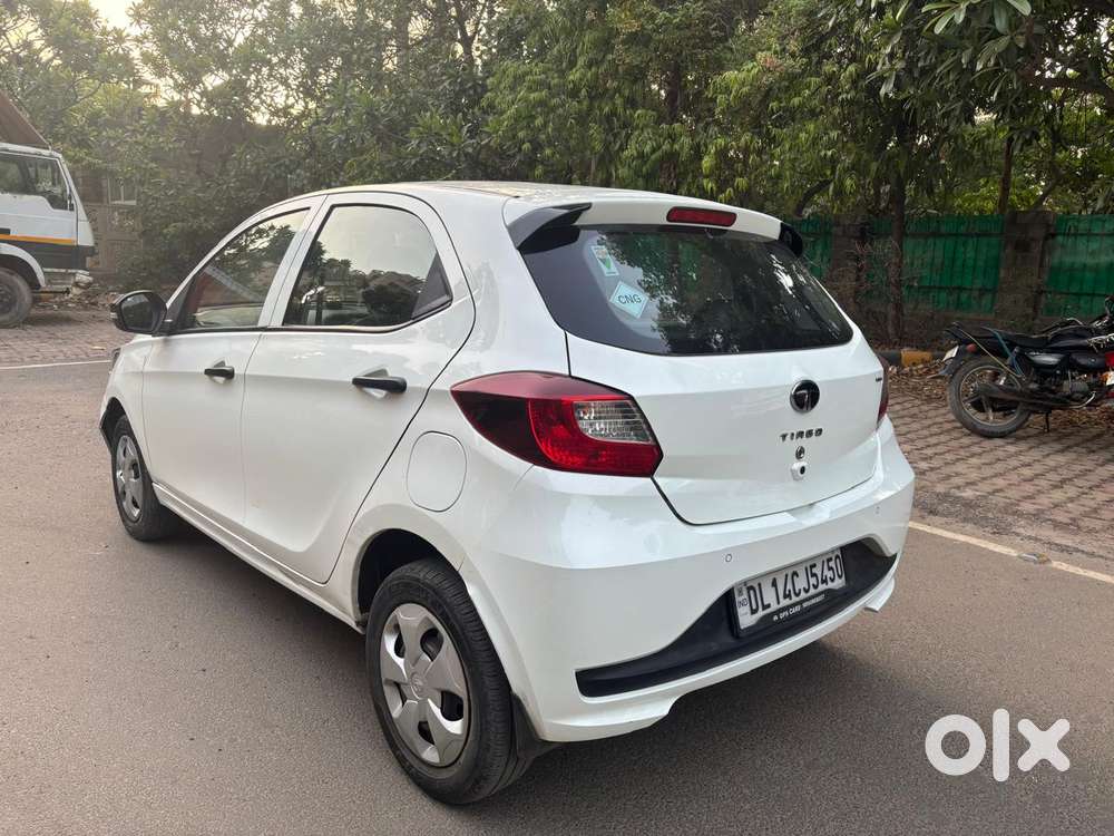 Tata Tiago 1.2 Revotron Xm Cng, 2024, Cng & Hybrids